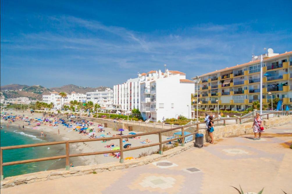 Casa Playa Torrecilla Villa Nerja Exteriör bild